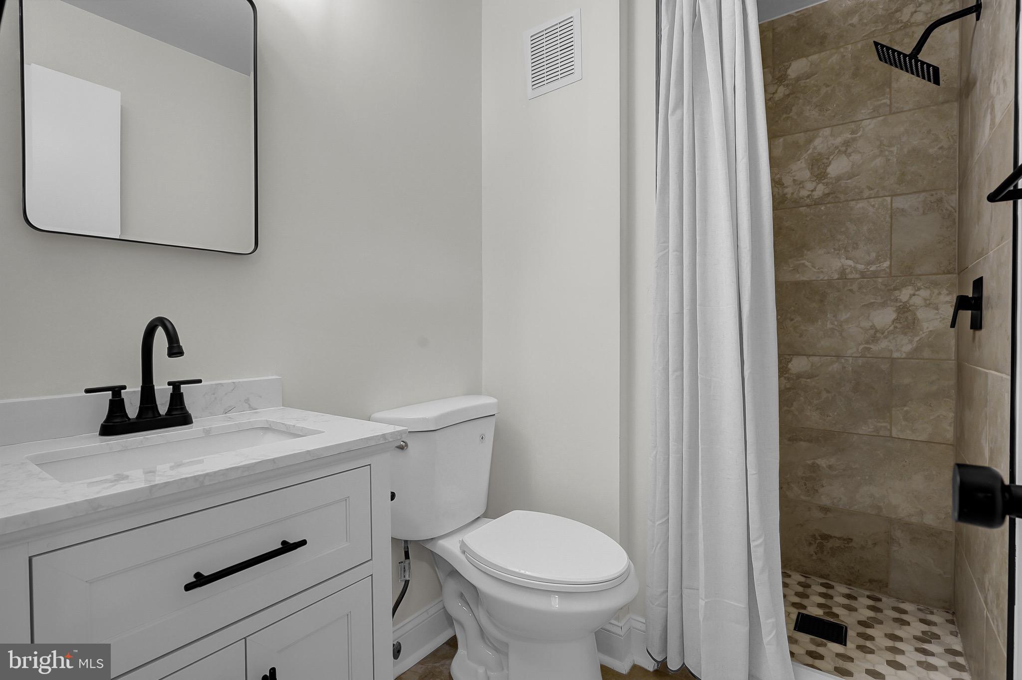 KEENE MILL WOODS - Residential