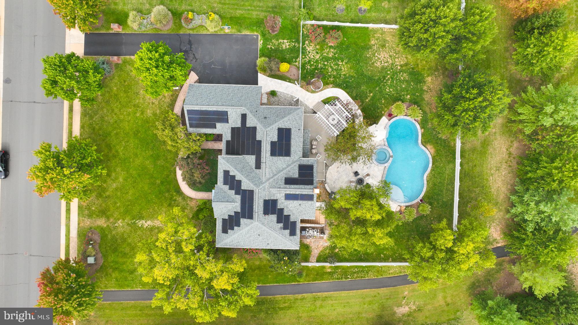 CHASE AT BELMONT COUNTRY - Residential