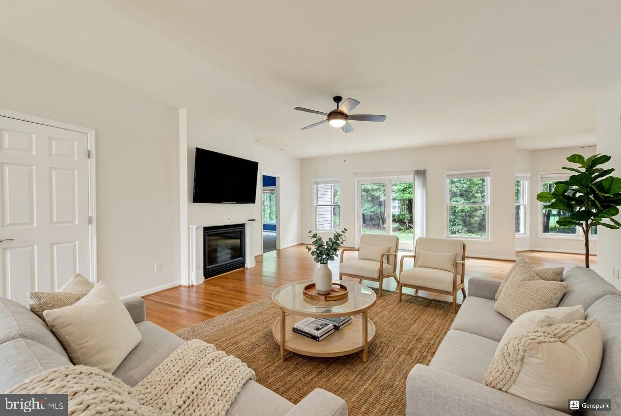 MAYFAIR GLEN - Residential