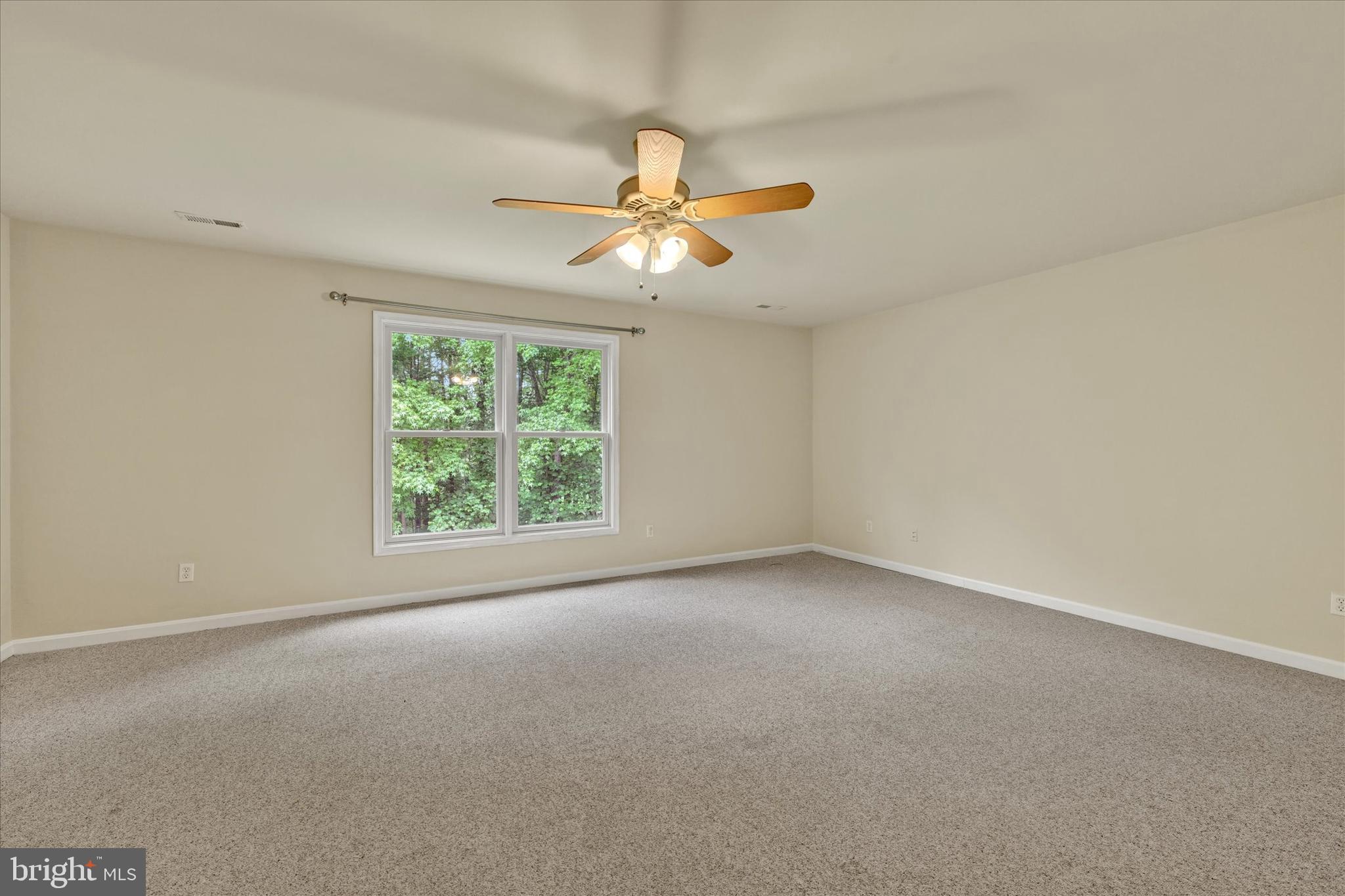 MAYFAIR GLEN - Residential