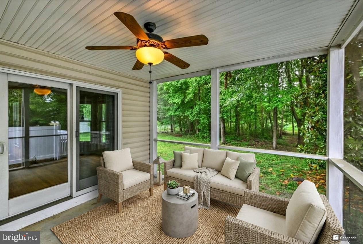 MAYFAIR GLEN - Residential