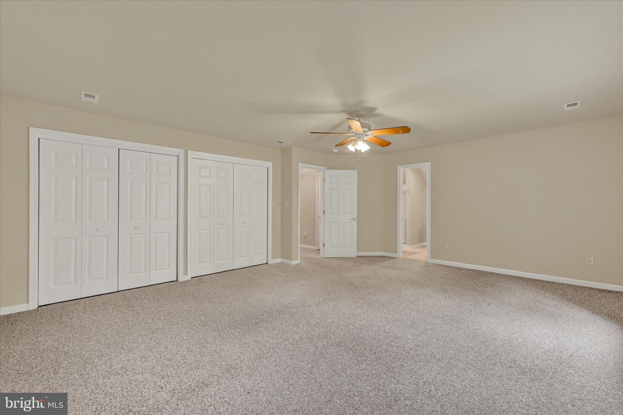 MAYFAIR GLEN - Residential