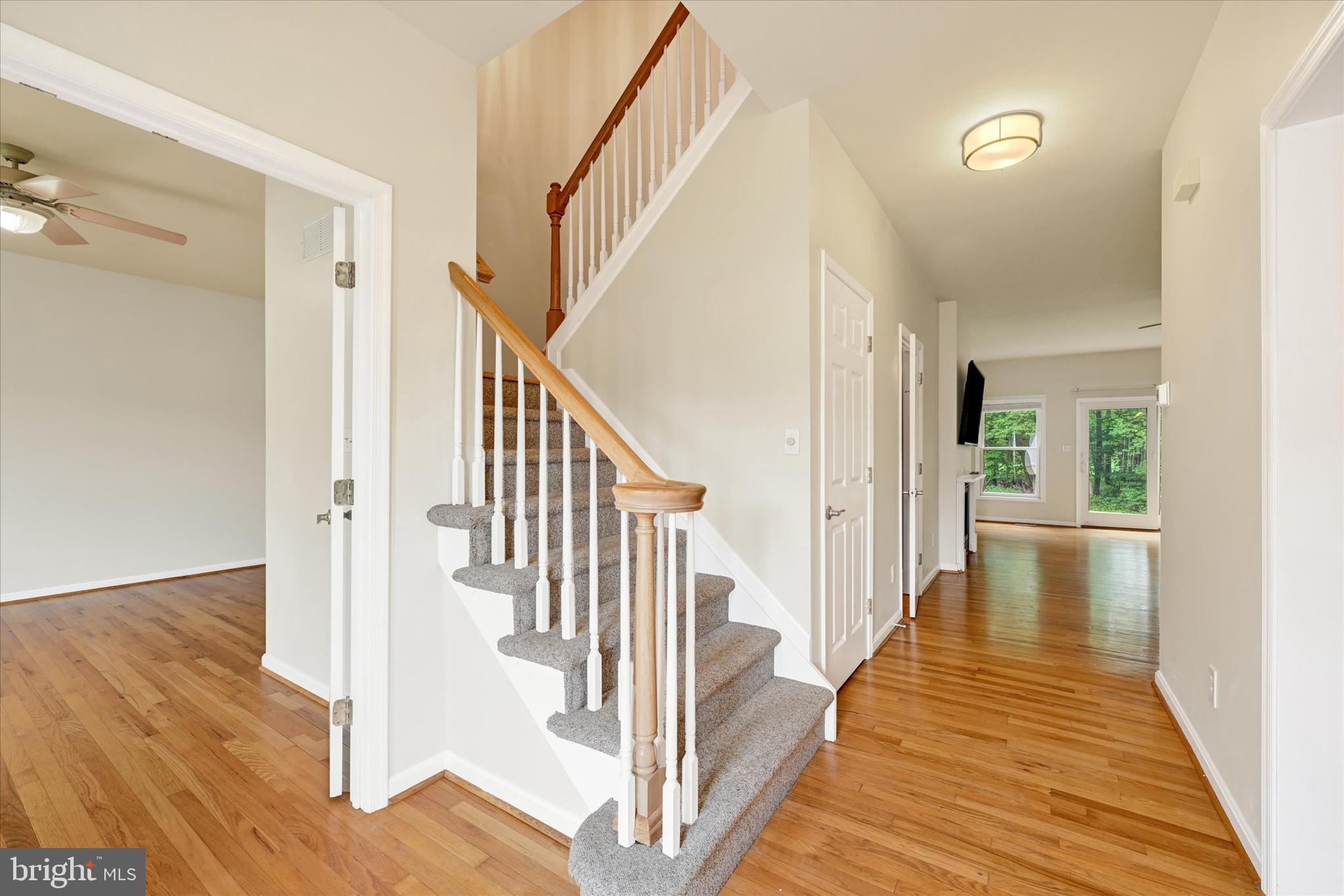 MAYFAIR GLEN - Residential