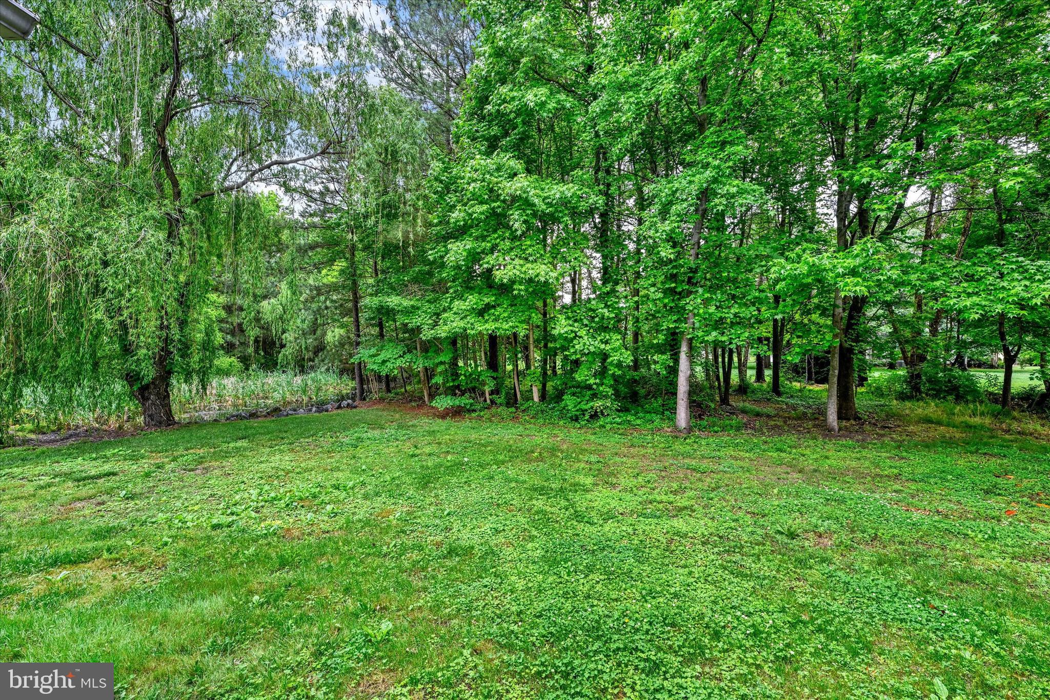 MAYFAIR GLEN - Residential