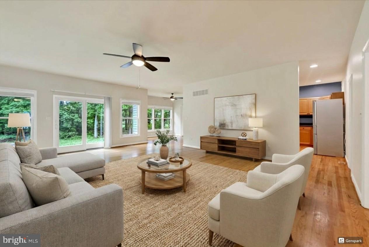 MAYFAIR GLEN - Residential