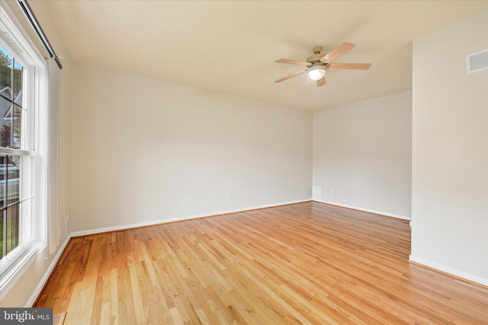 MAYFAIR GLEN - Residential