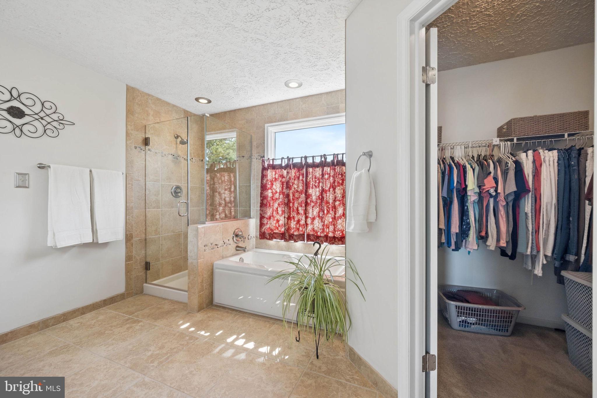 BALLENGER CREEK MEADOWS - Residential