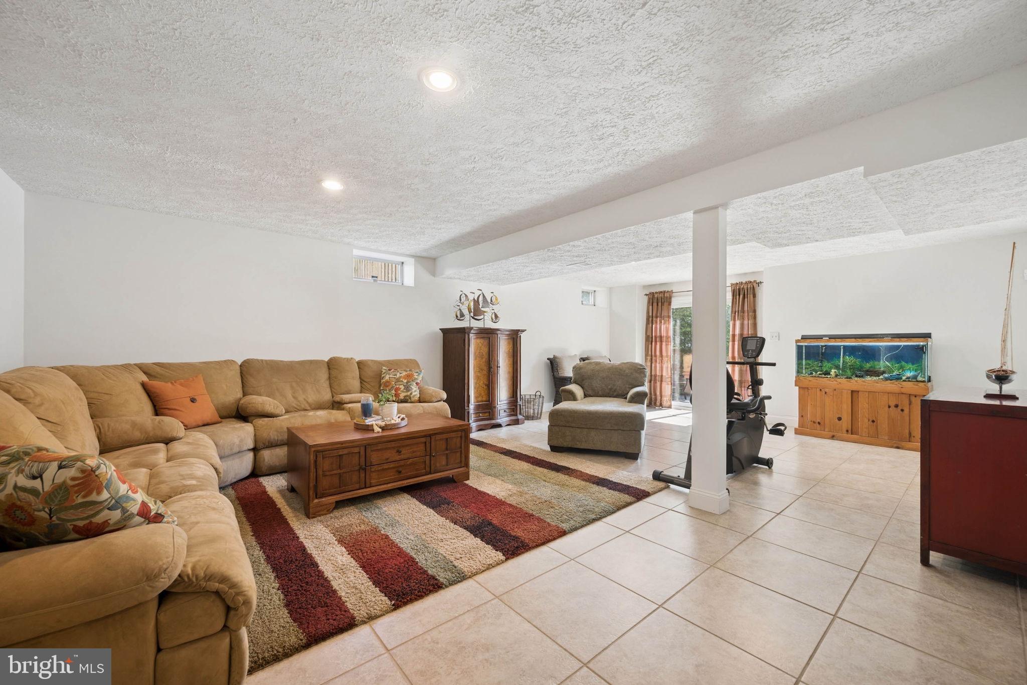 BALLENGER CREEK MEADOWS - Residential