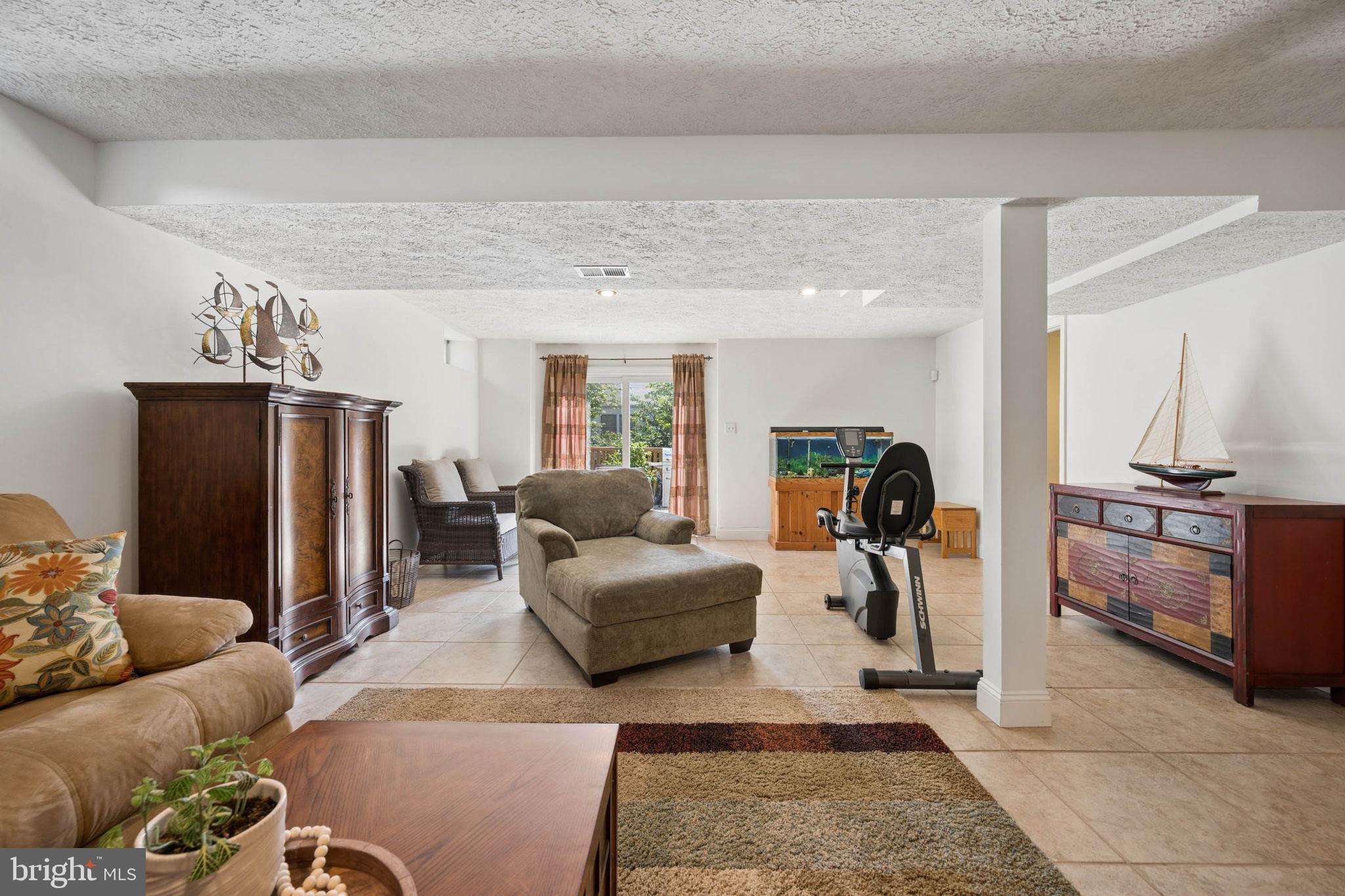 BALLENGER CREEK MEADOWS - Residential