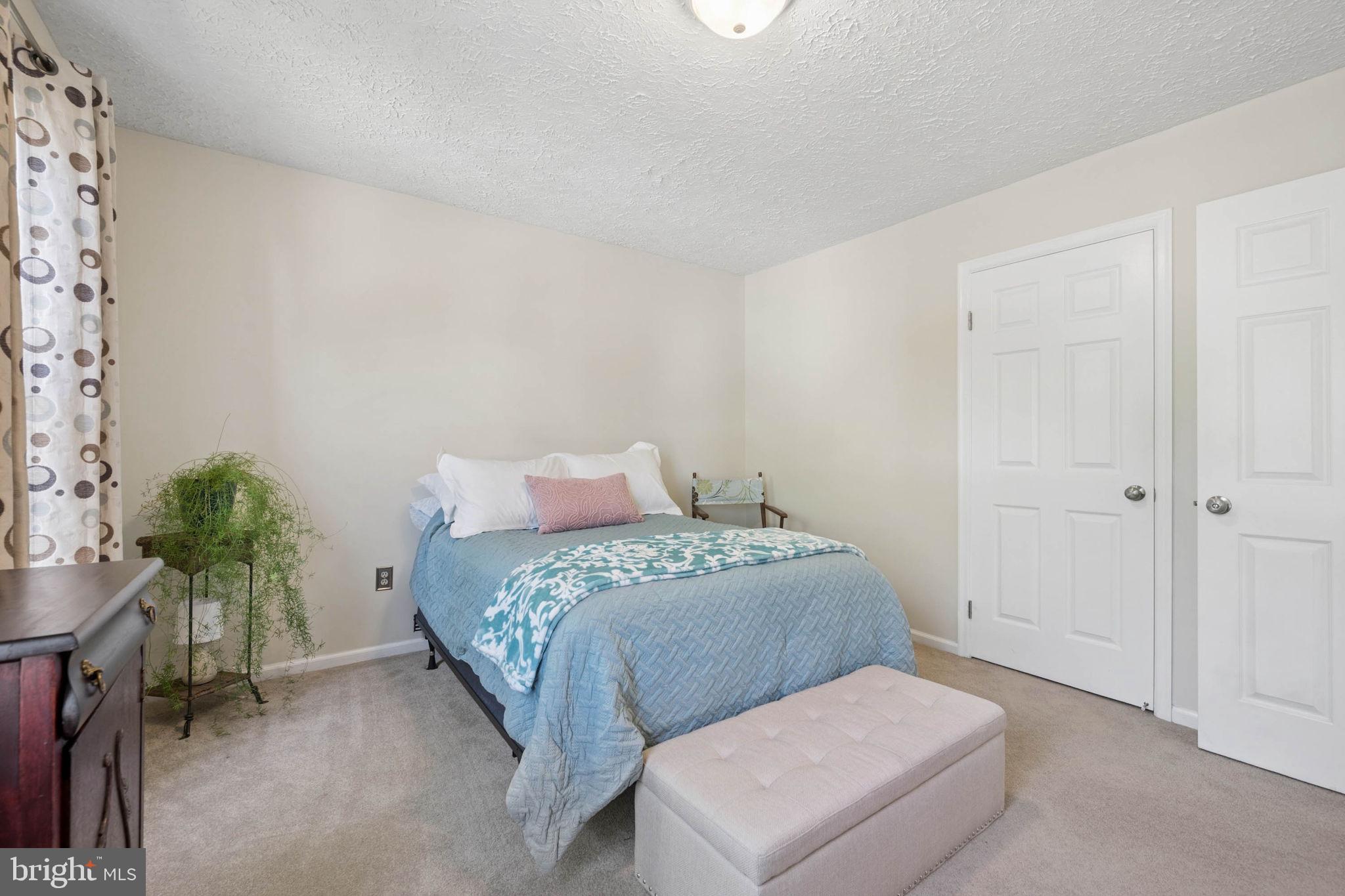 BALLENGER CREEK MEADOWS - Residential