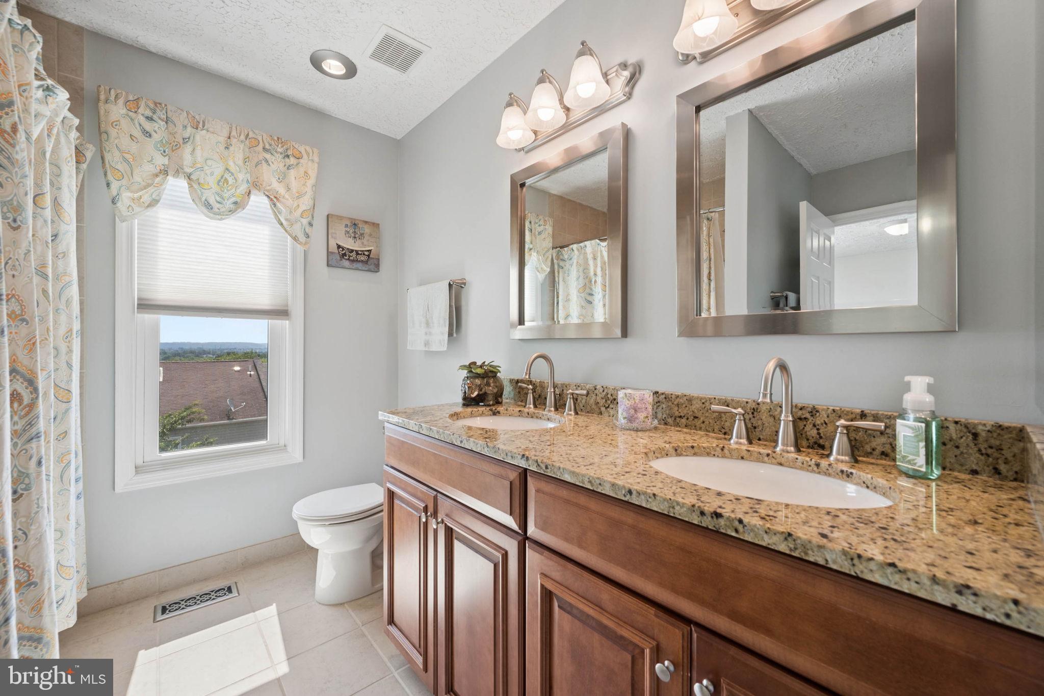 BALLENGER CREEK MEADOWS - Residential