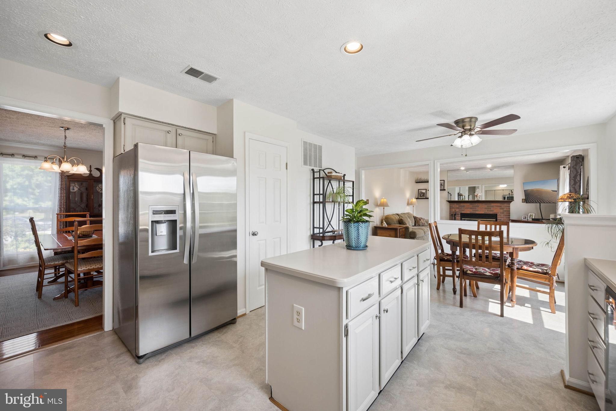 BALLENGER CREEK MEADOWS - Residential