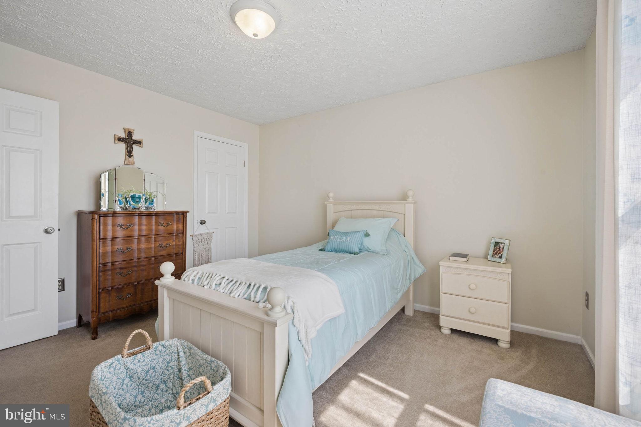 BALLENGER CREEK MEADOWS - Residential