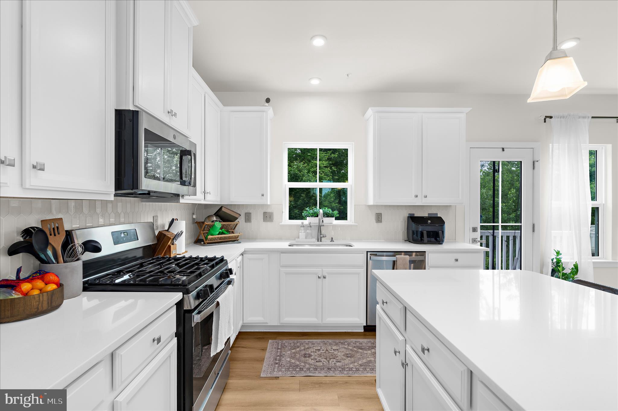 EDGEMERE/SPARROWS POINT - Residential