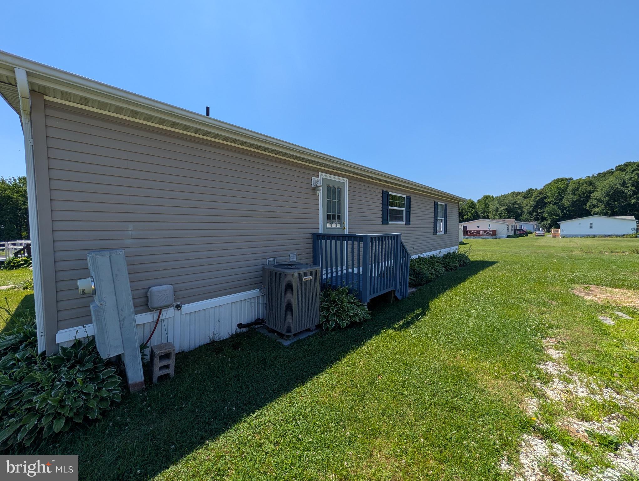 BUSH RIVER - Residential