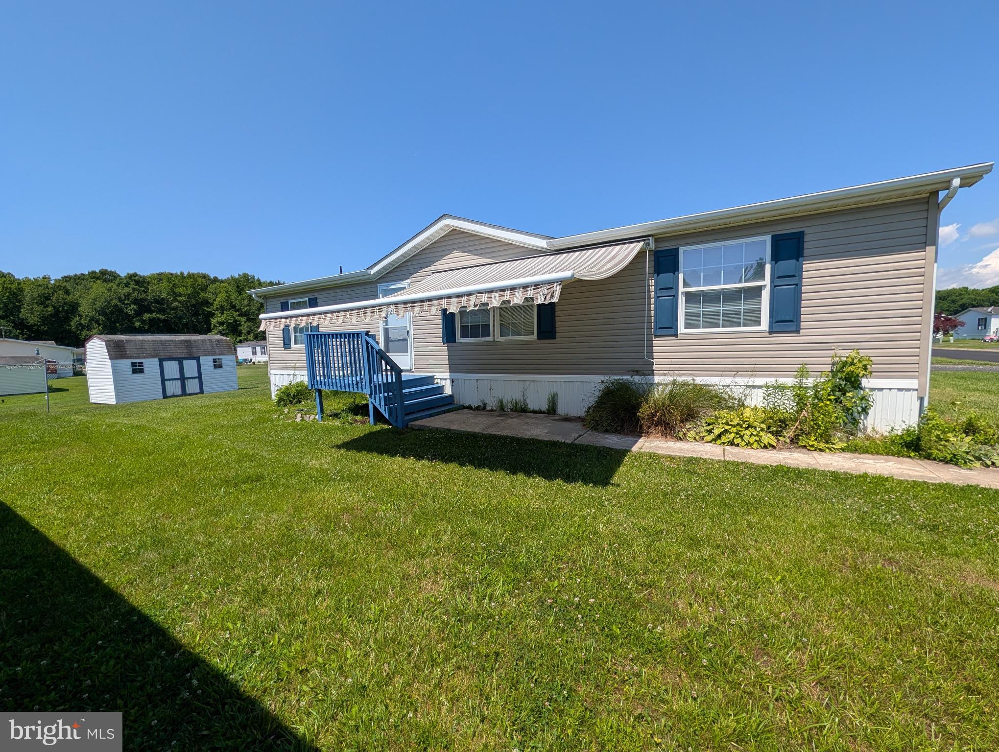 BUSH RIVER - Residential