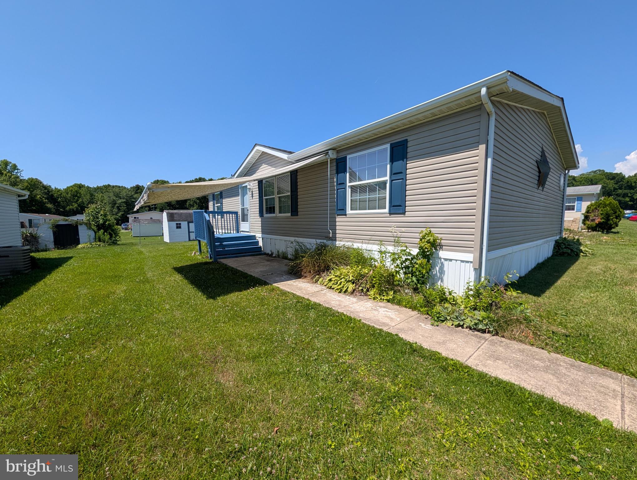 BUSH RIVER - Residential