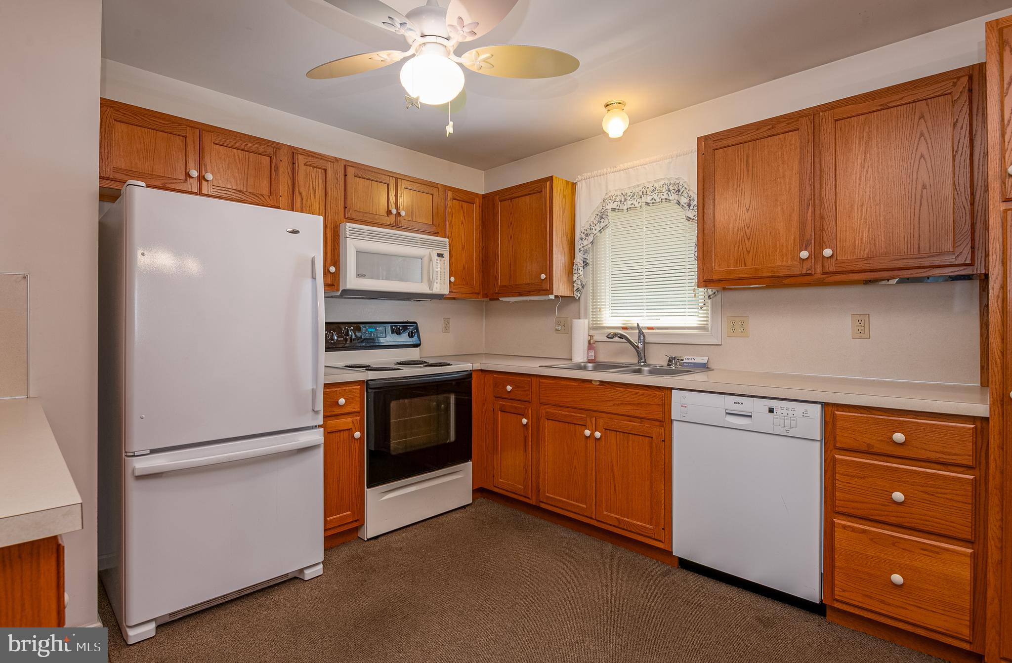NEWBURG VILLAGE - Residential
