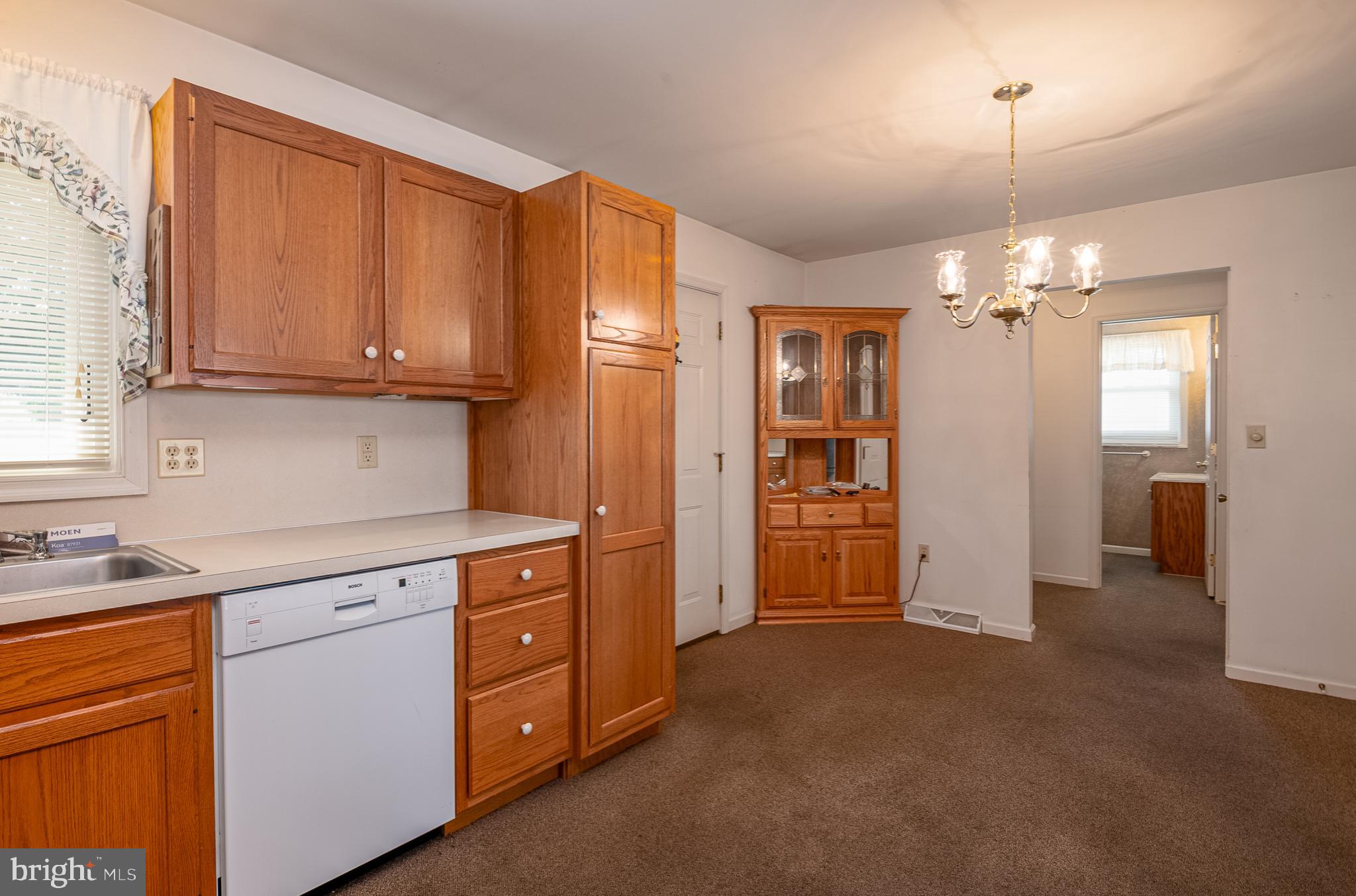 NEWBURG VILLAGE - Residential