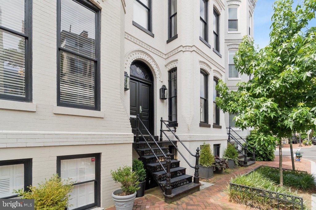 GEORGETOWN - Residential