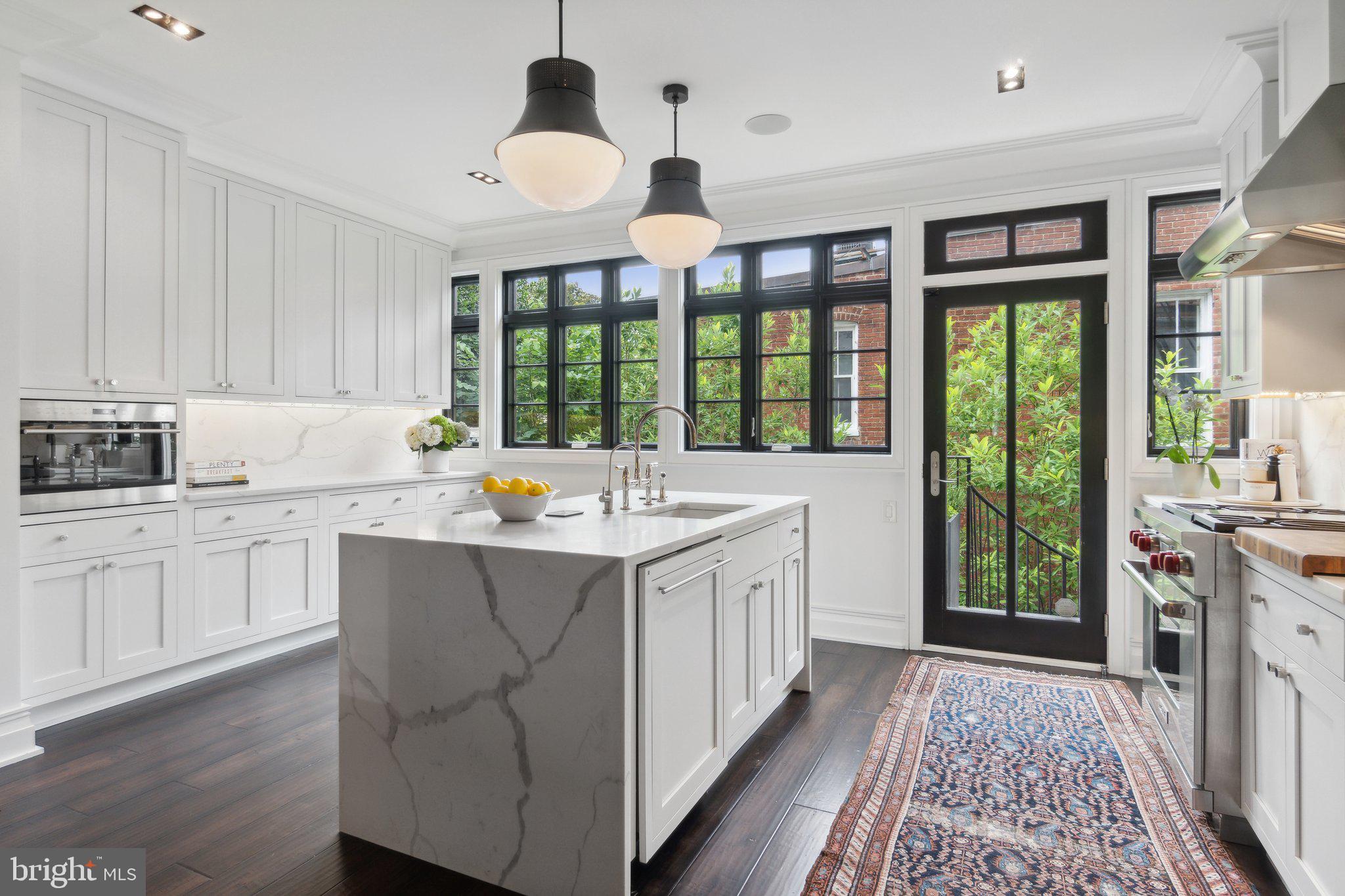 GEORGETOWN - Residential