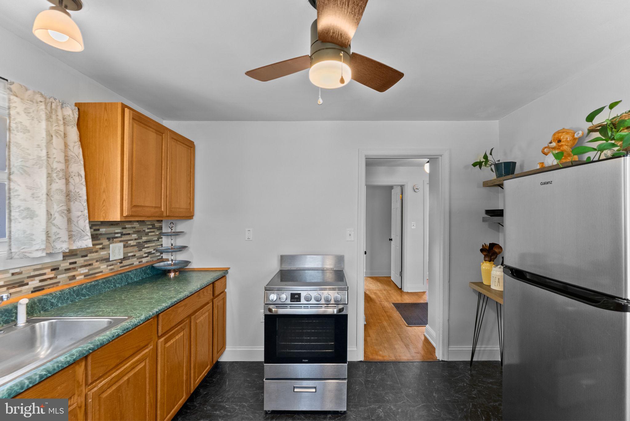 WOODSIDE - Residential
