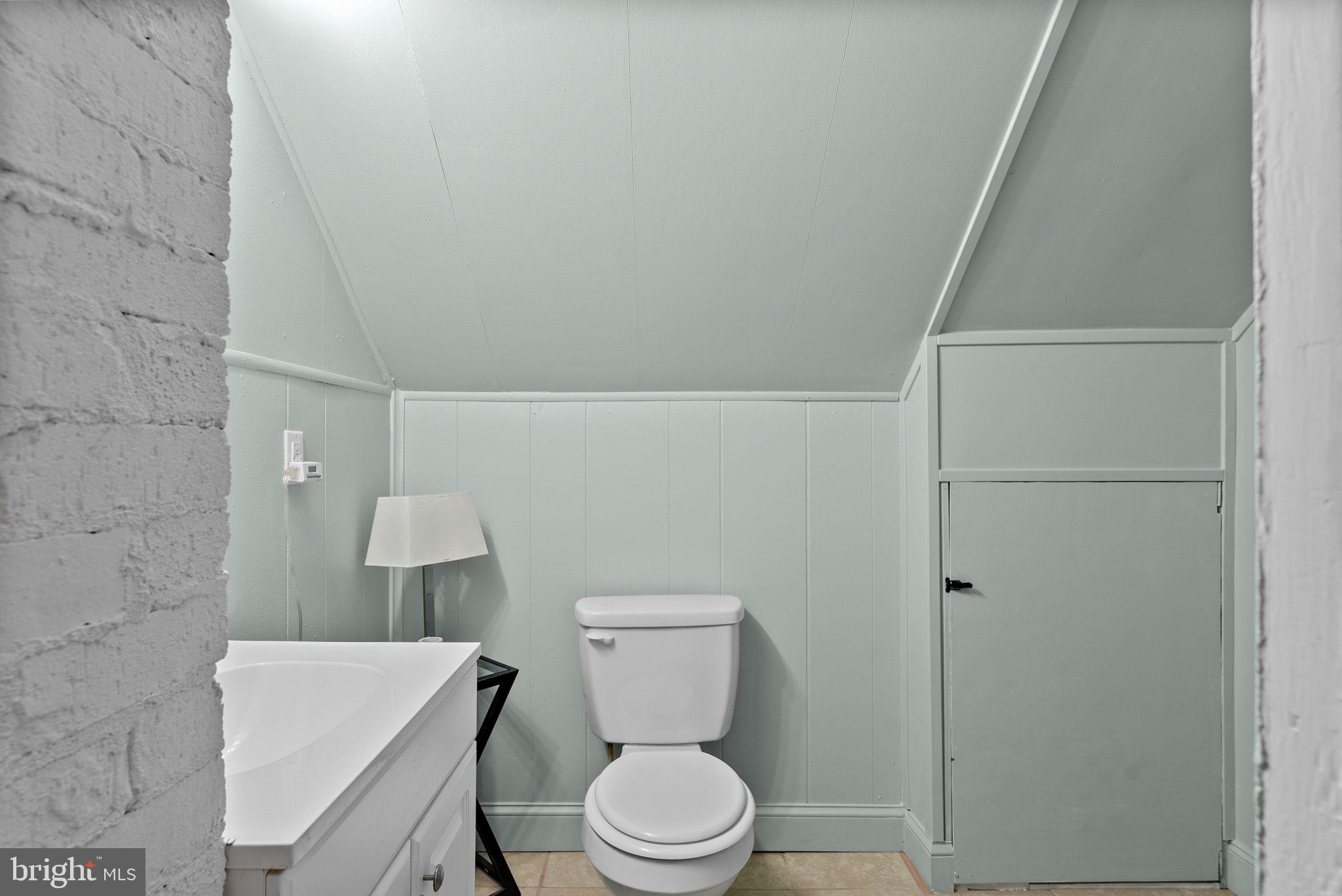 WOODSIDE - Residential