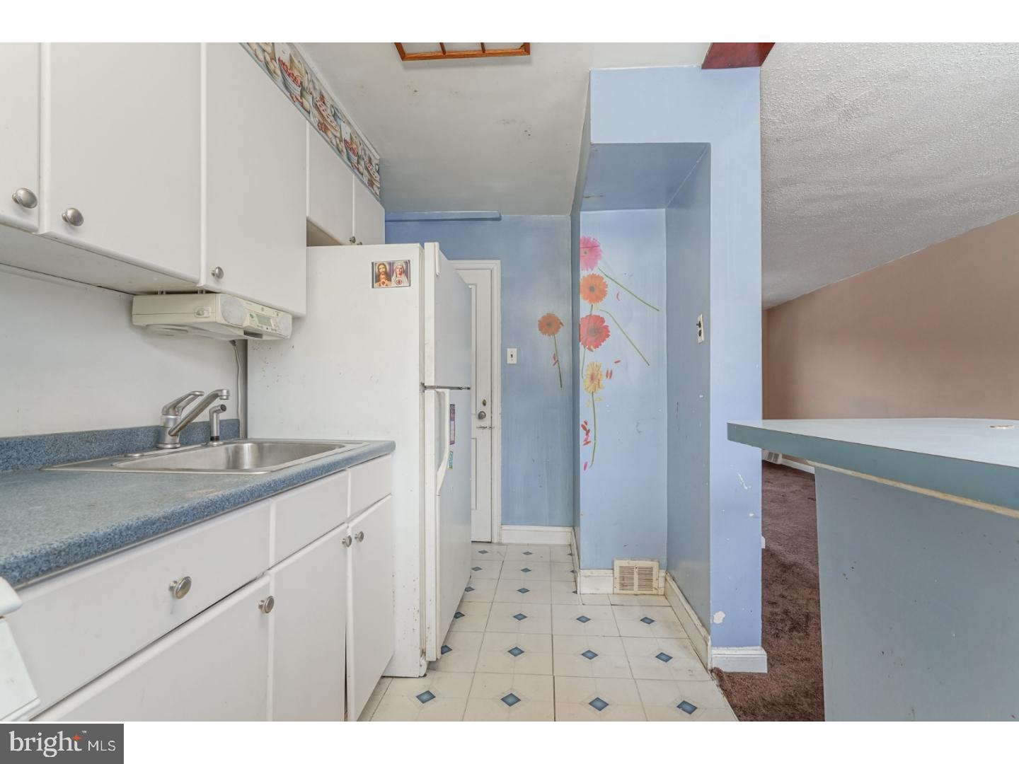 MAYFAIR (WEST) - Residential