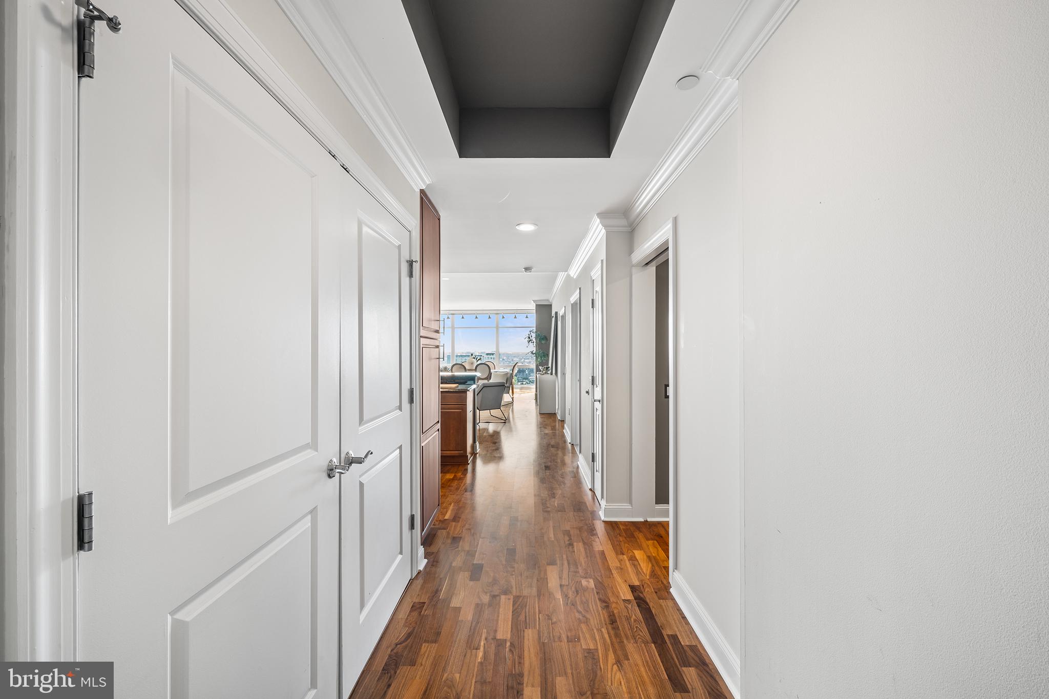 AVENUE OF THE ARTS - Residential