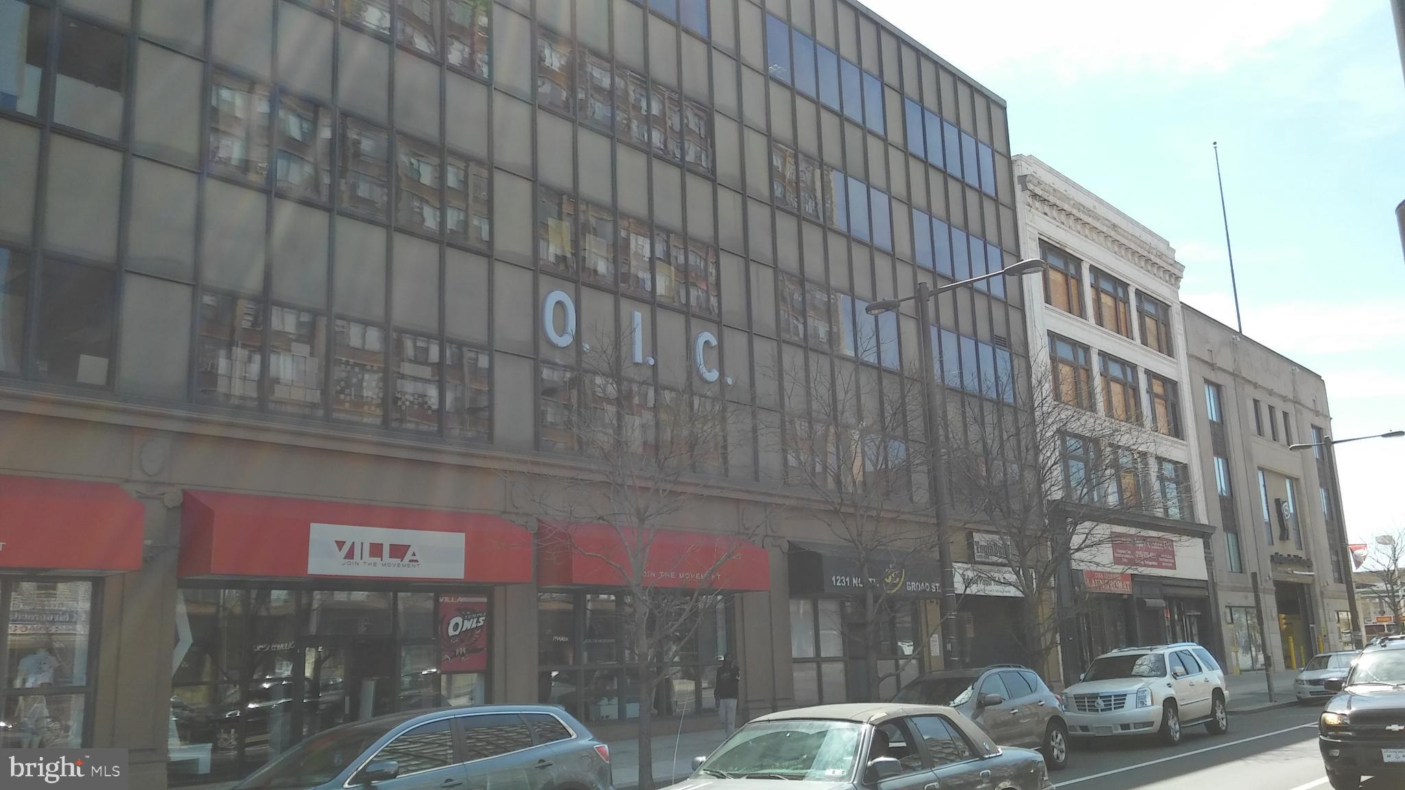 YORKTOWN - Commercial Sale