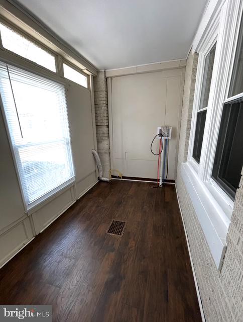PHILADELPHIA (SOUTHWEST) - Residential