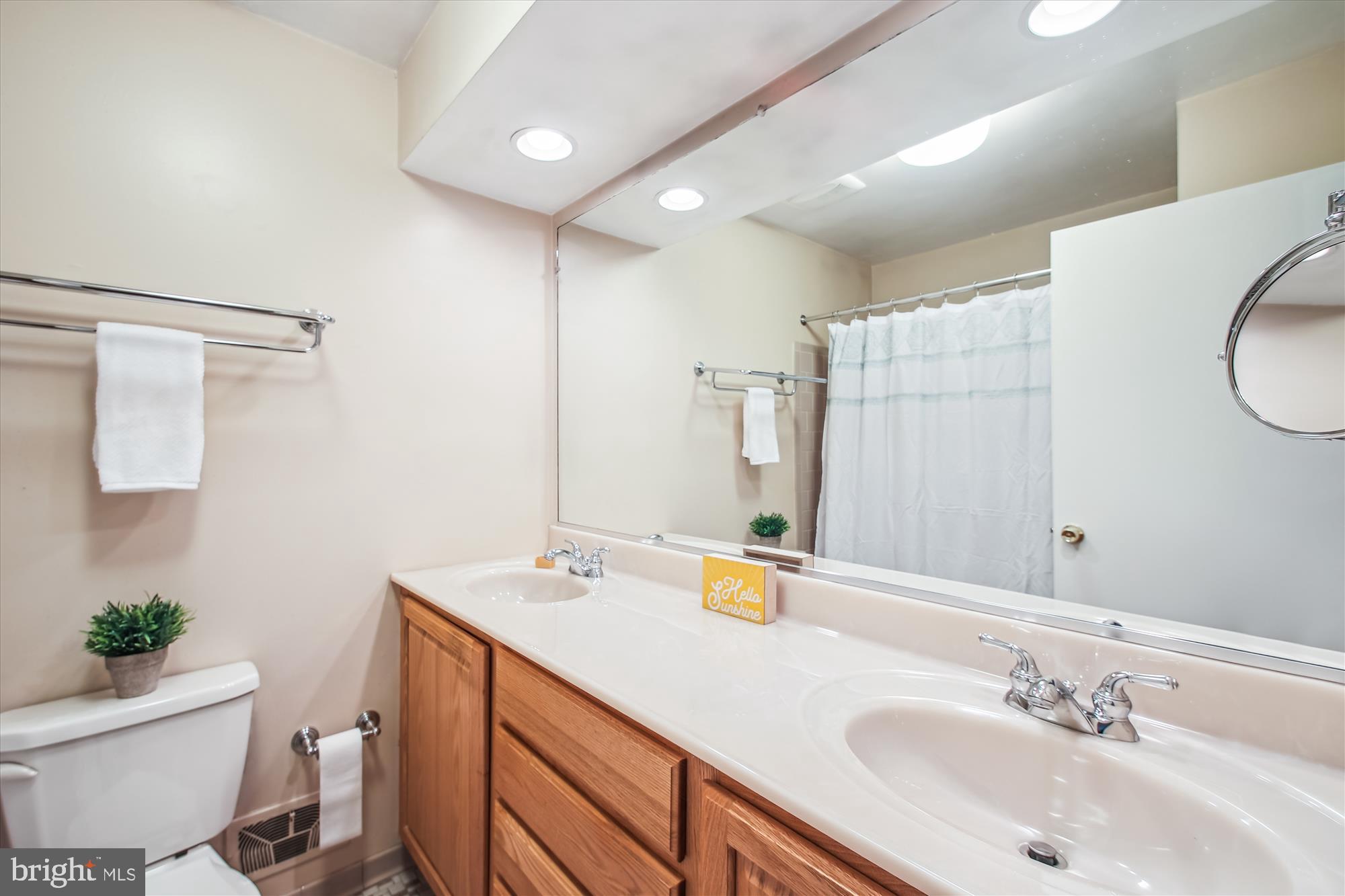 VILLAGE OF HARPERS CHOICE - Residential