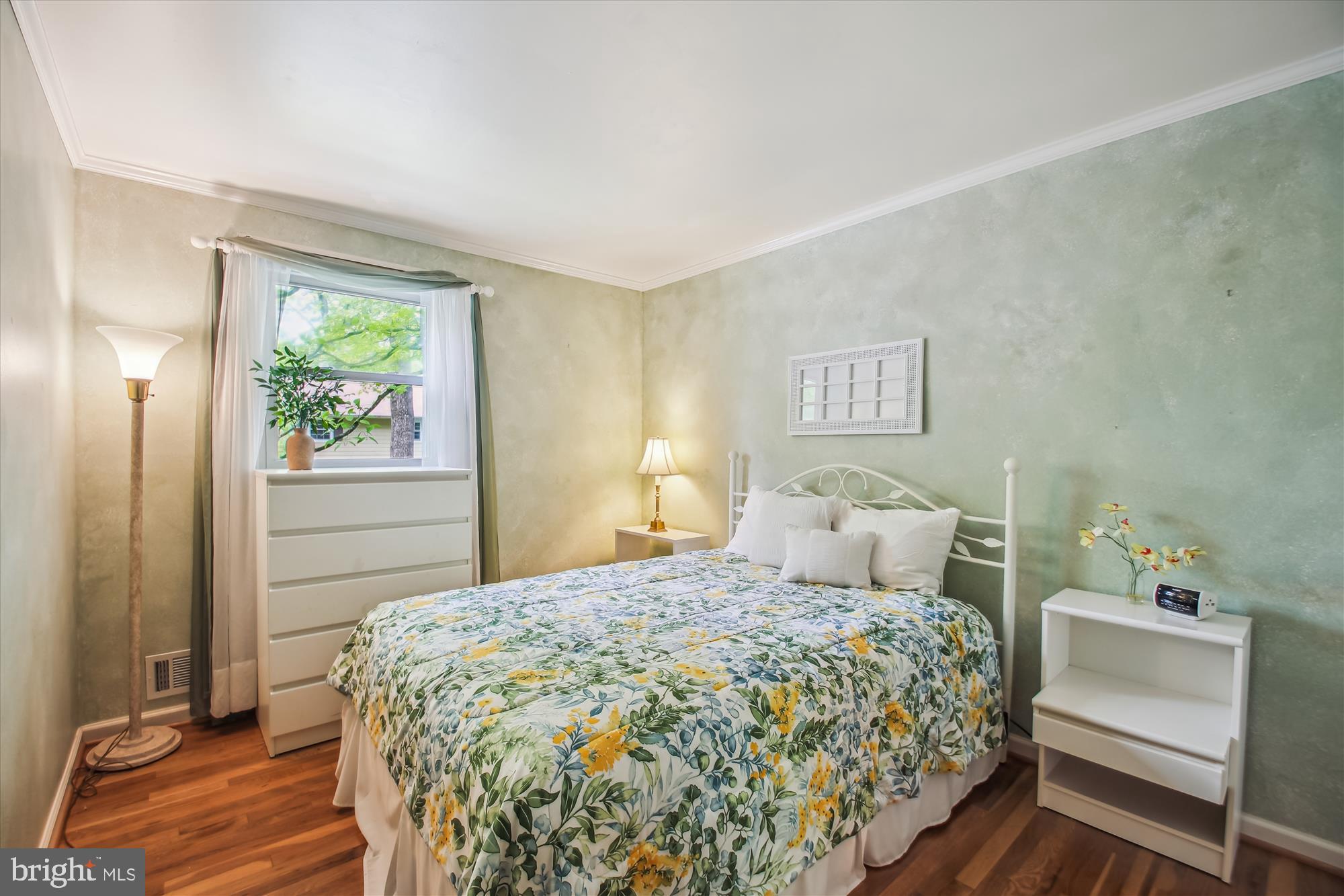 VILLAGE OF HARPERS CHOICE - Residential