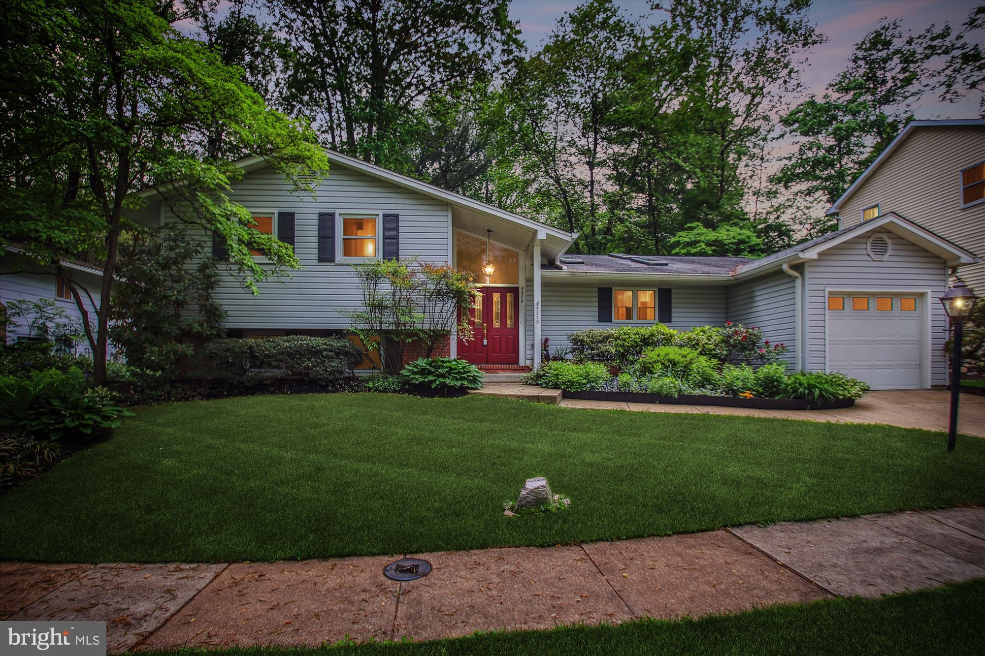 VILLAGE OF HARPERS CHOICE - Residential