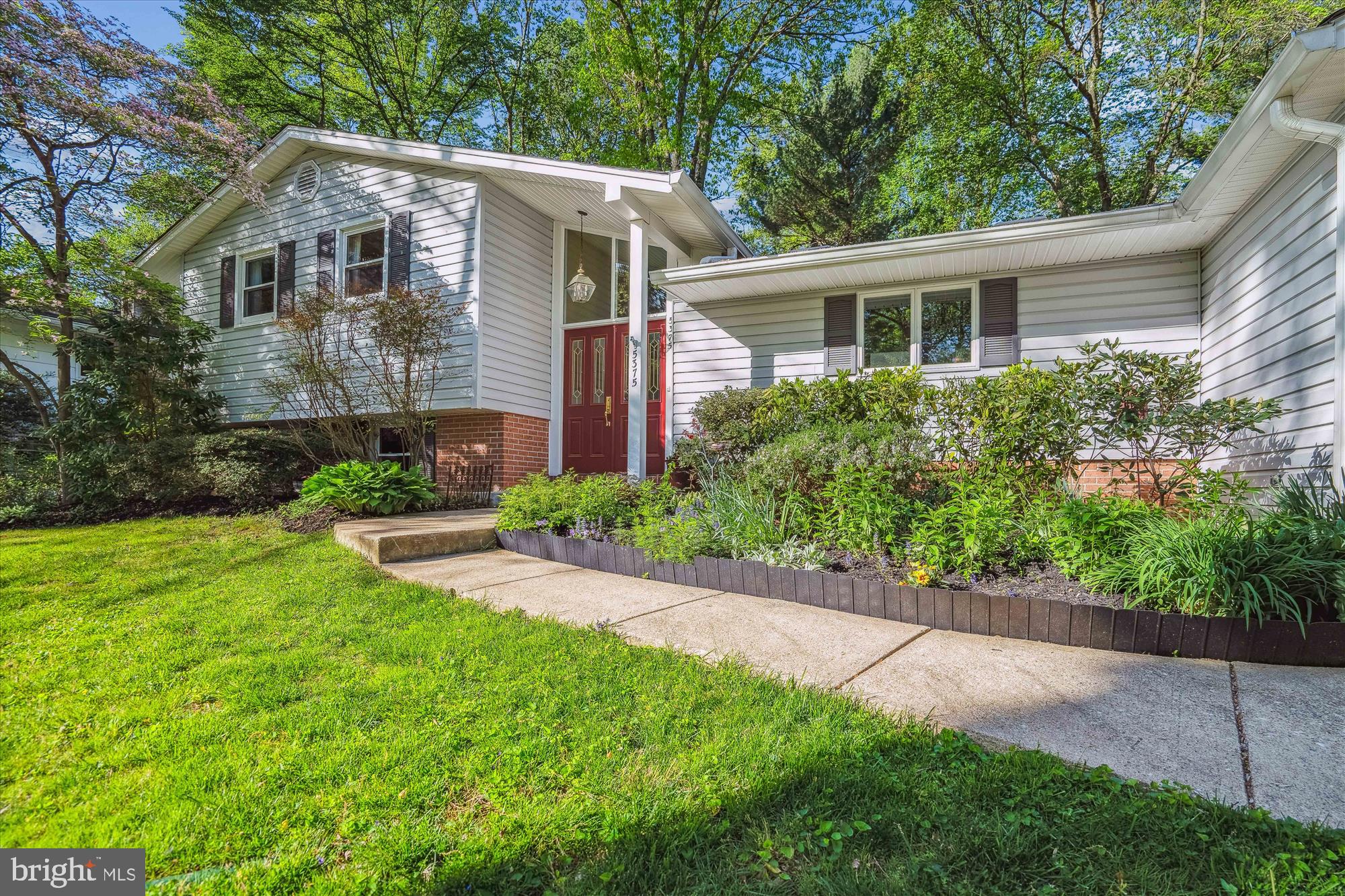 VILLAGE OF HARPERS CHOICE - Residential