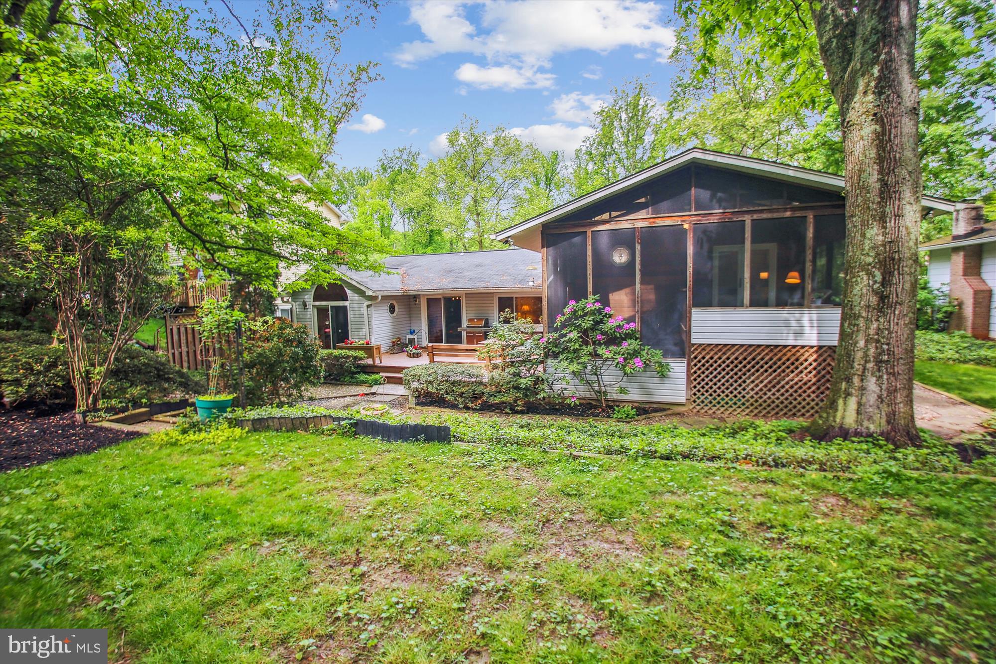 VILLAGE OF HARPERS CHOICE - Residential