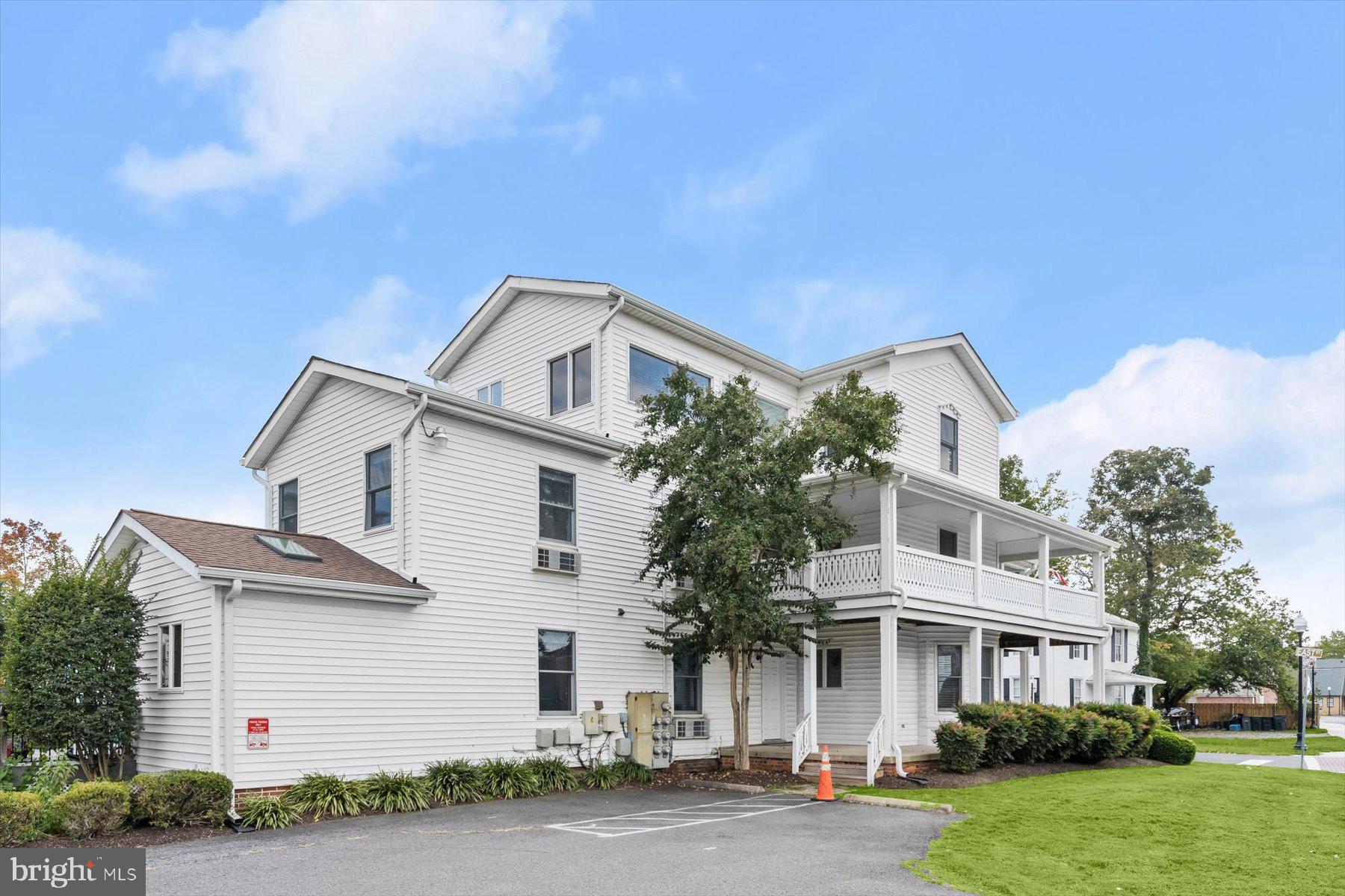 OLD TOWN MANASSAS - Commercial Sale