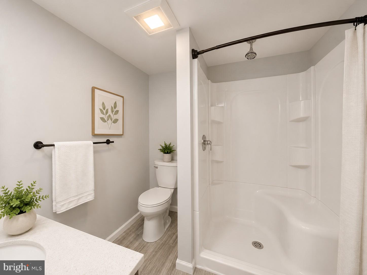 WHITE OAKS - Residential