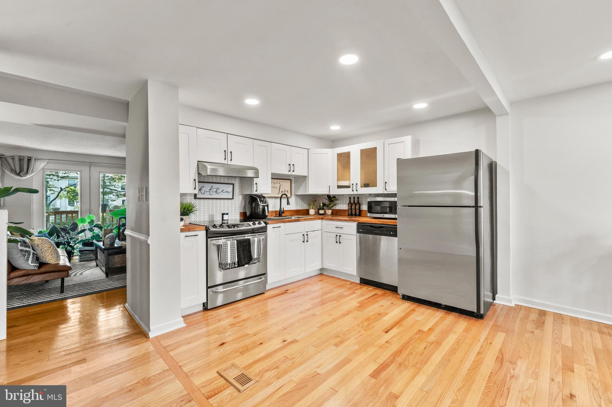 CASTLEMILL - Residential