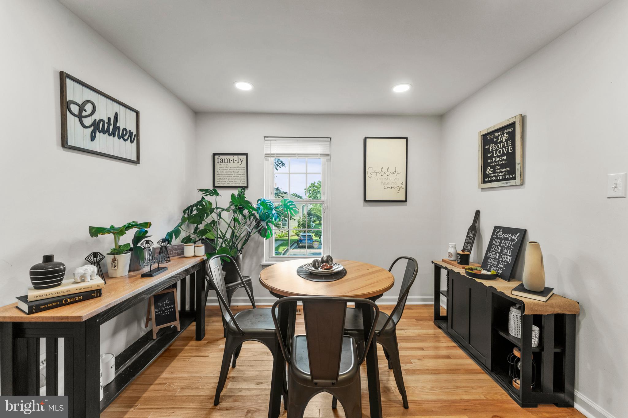 CASTLEMILL - Residential