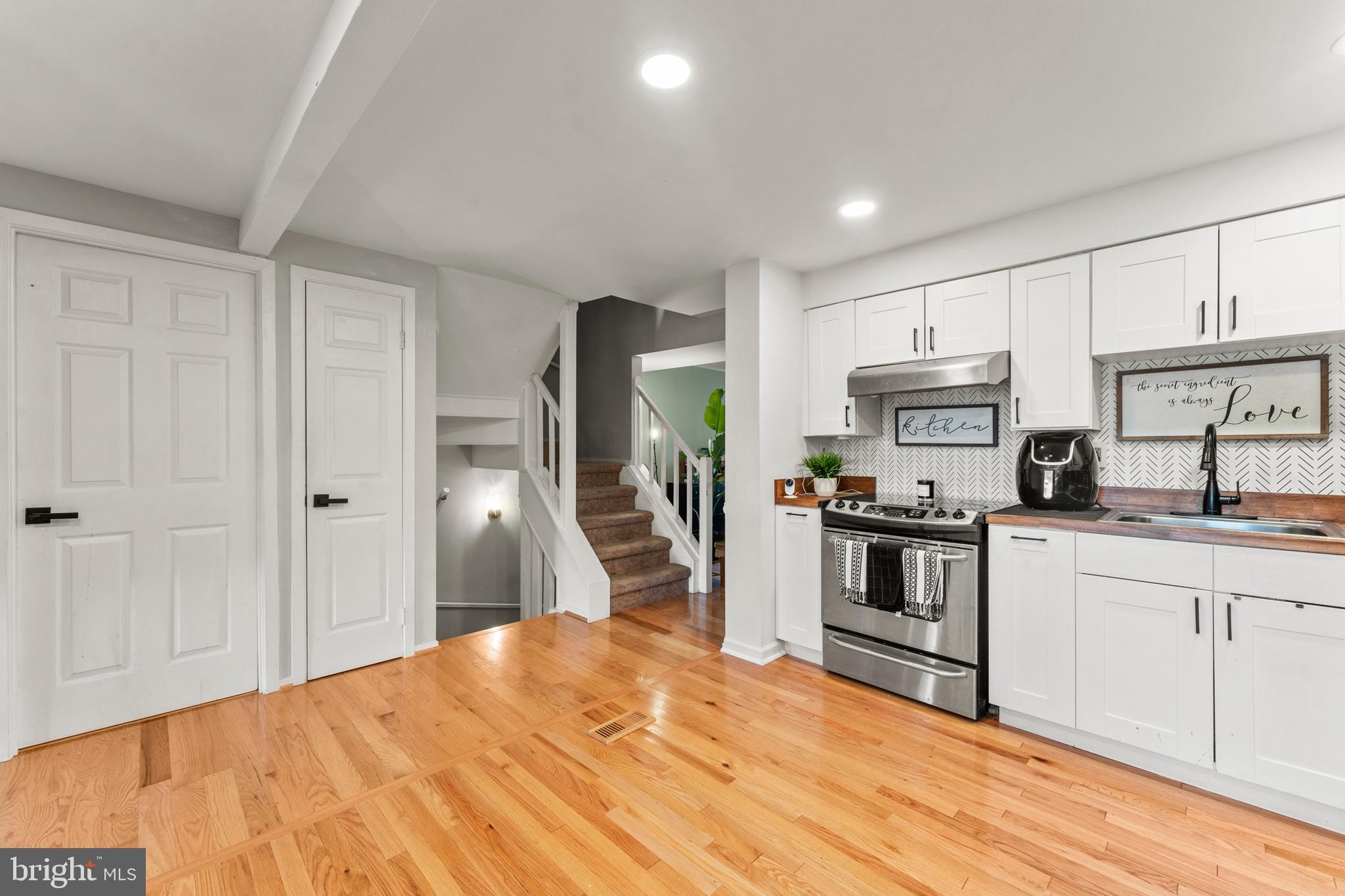 CASTLEMILL - Residential
