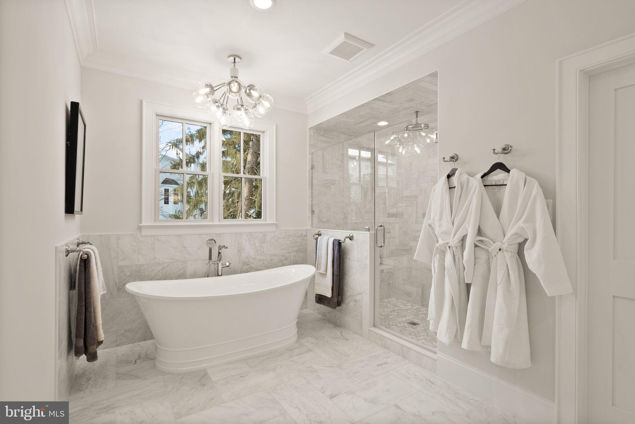 BERKSHIRE OAKWOOD - Residential