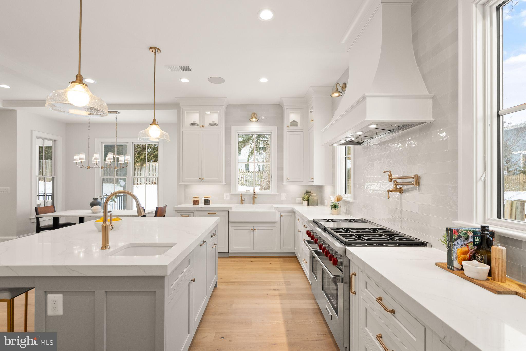 BERKSHIRE OAKWOOD - Residential