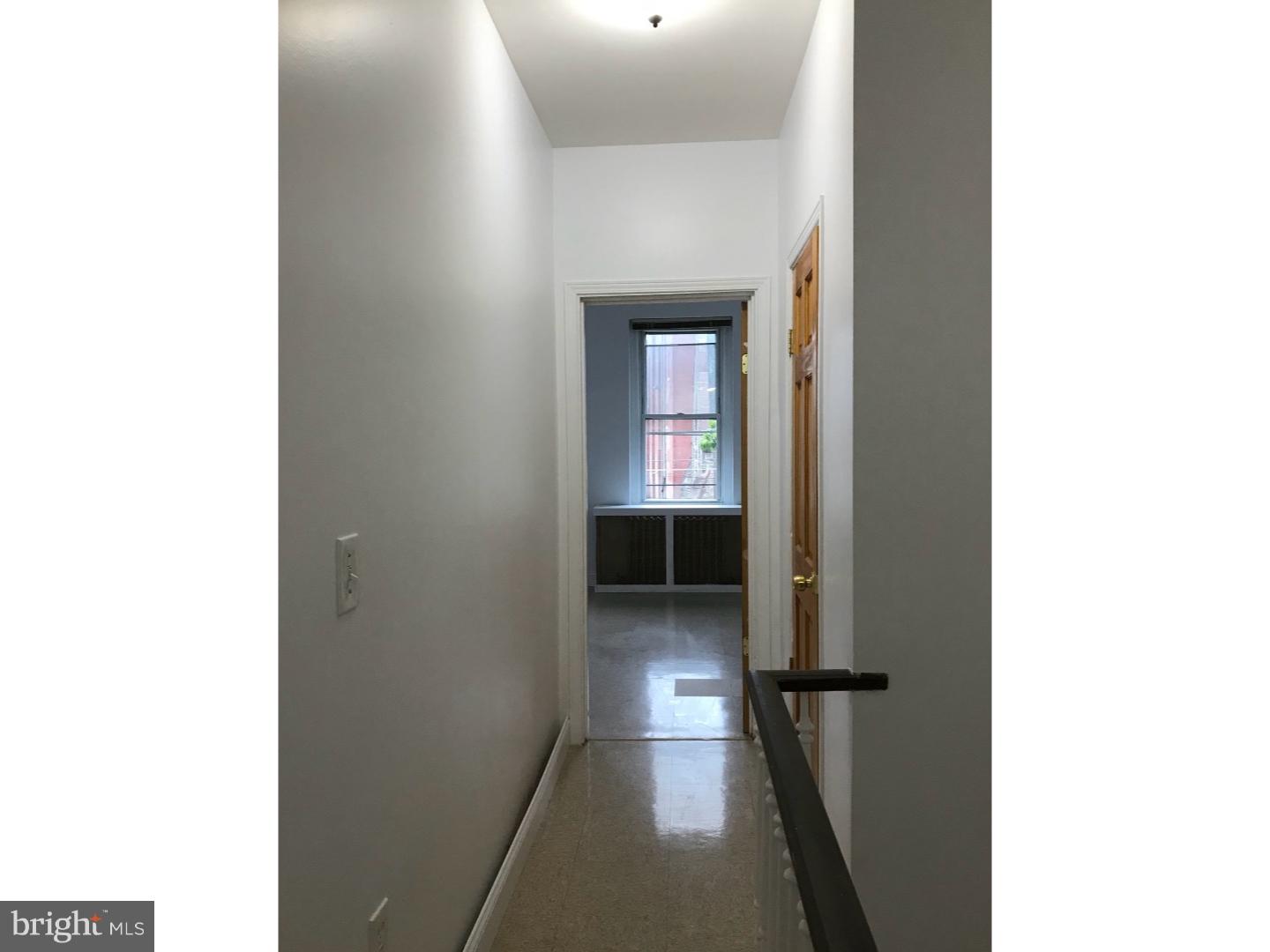 PORT RICHMOND - Residential Lease