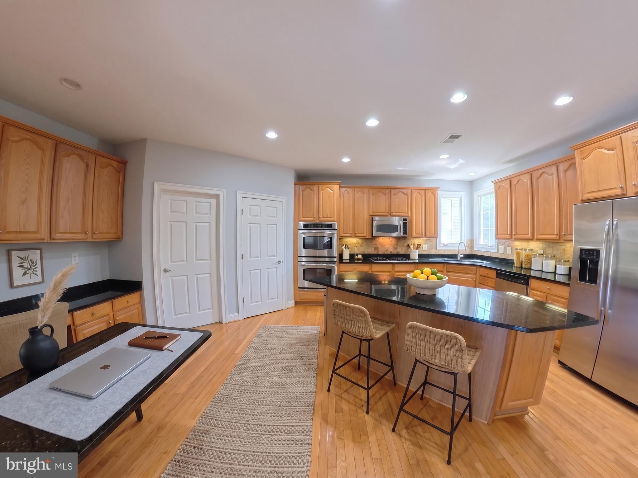 PORT POTOMAC - Residential