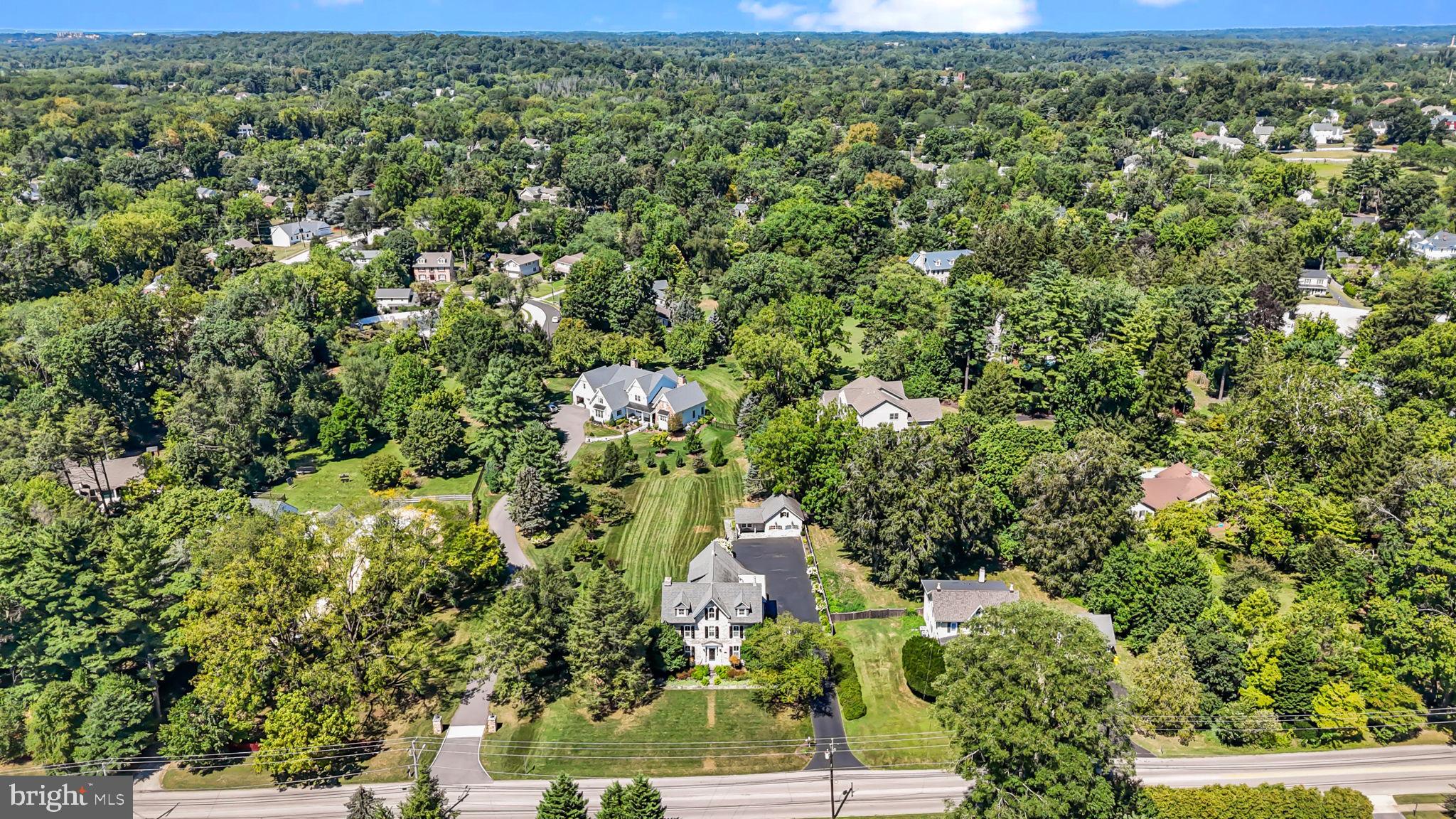 FLOURTOWN - Residential