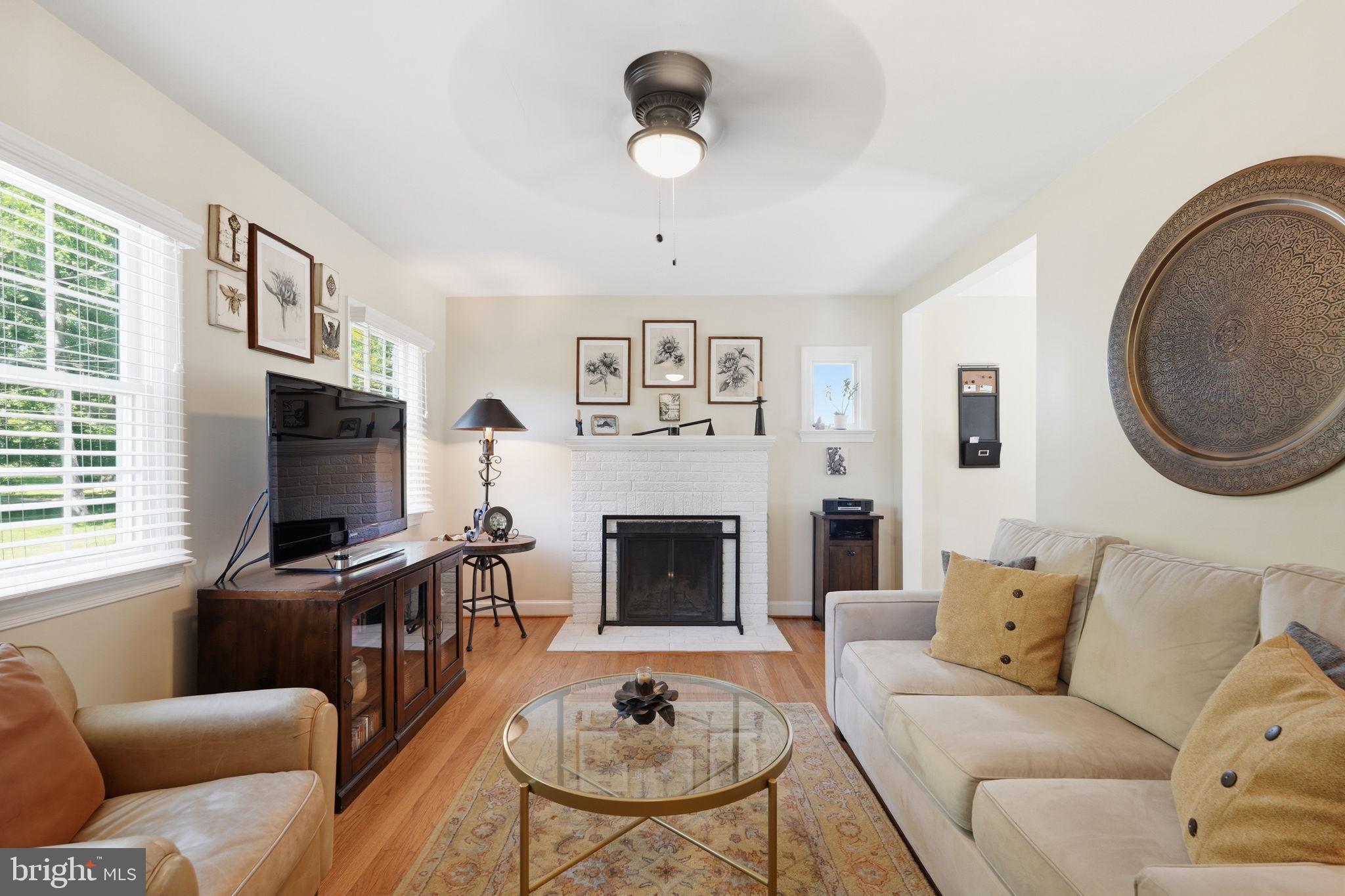 KENSINGTON HEIGHTS - Residential