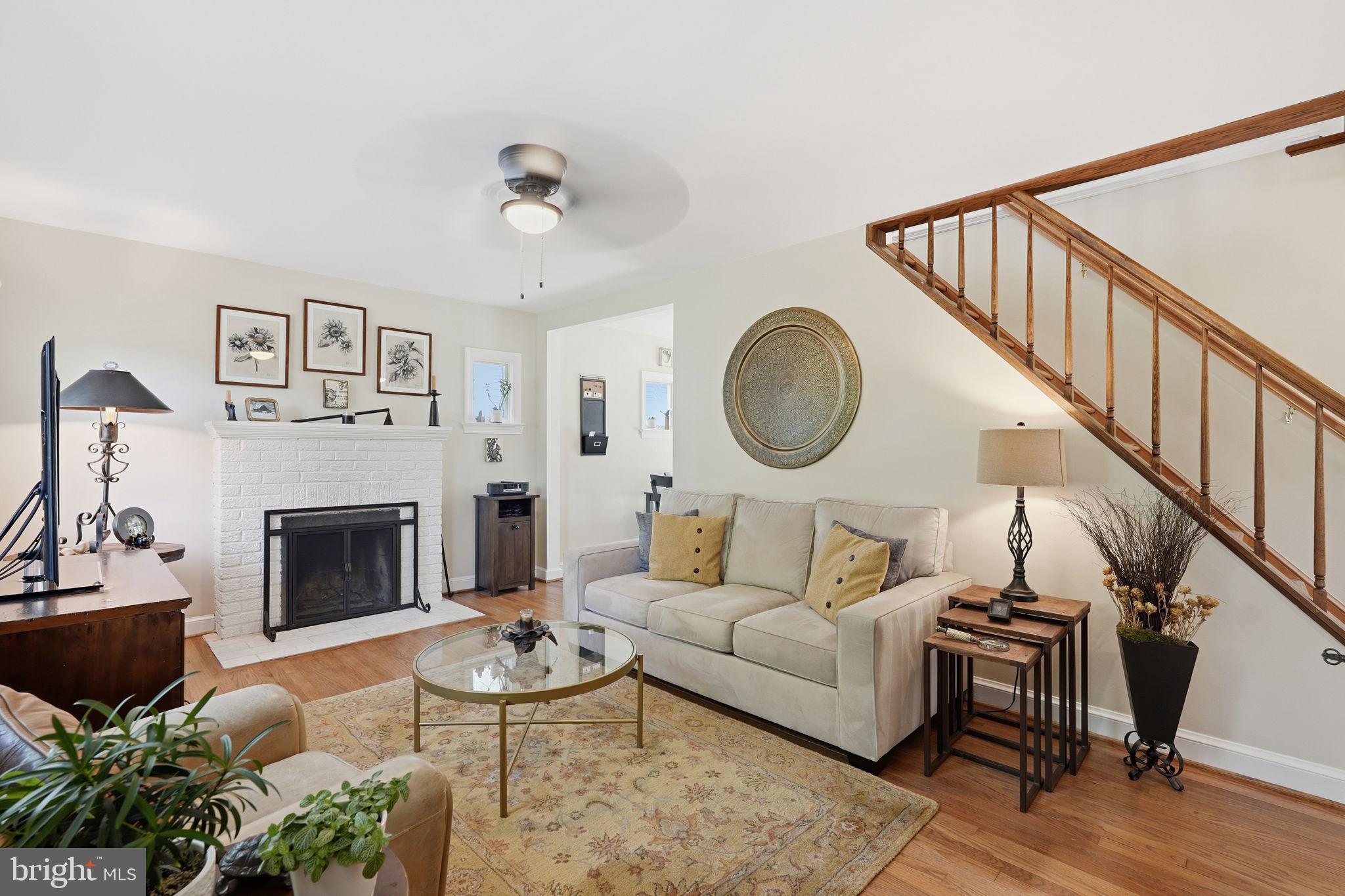 KENSINGTON HEIGHTS - Residential