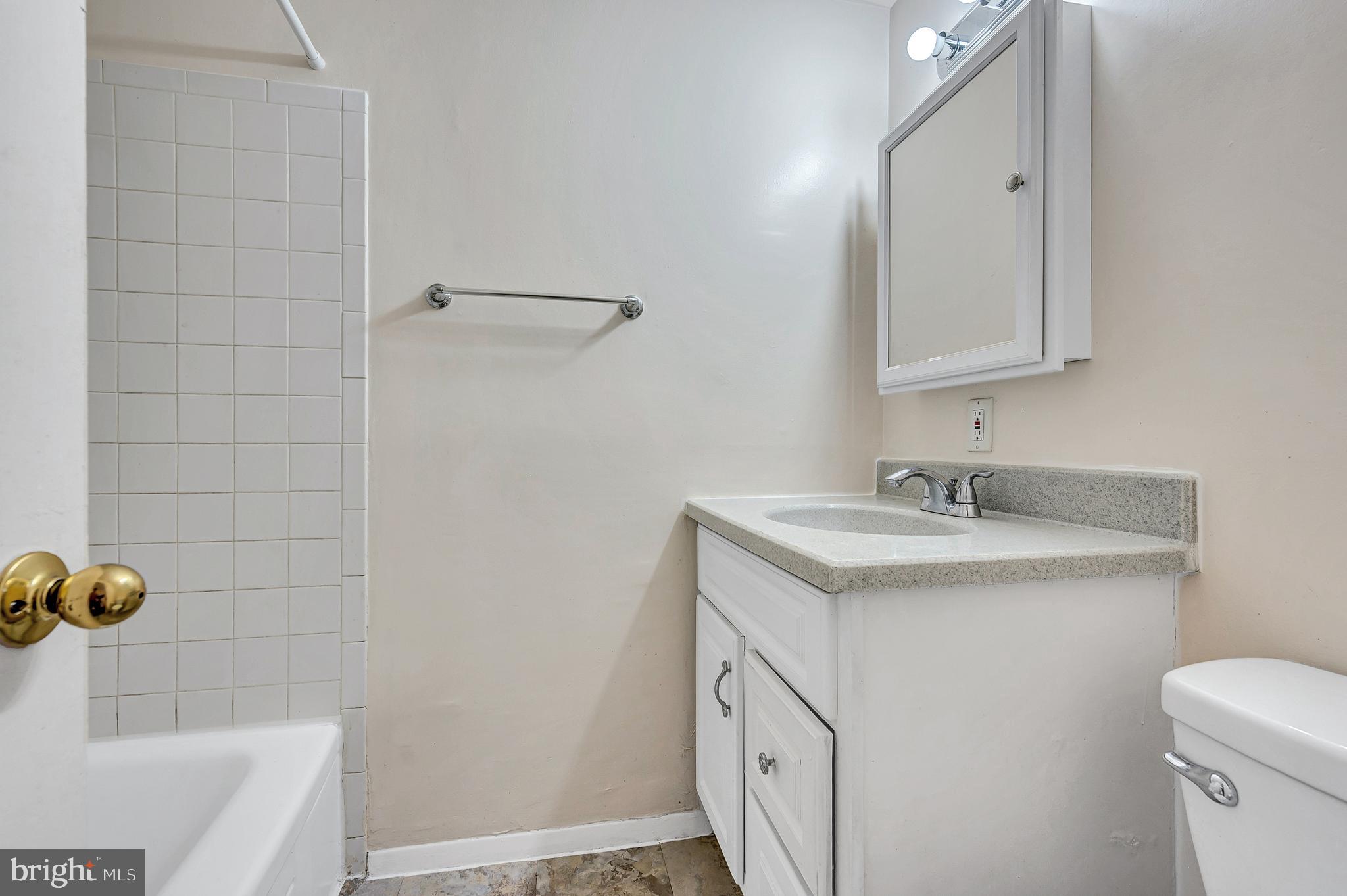 HOLLY HILL CONDOMINIUMS - Residential