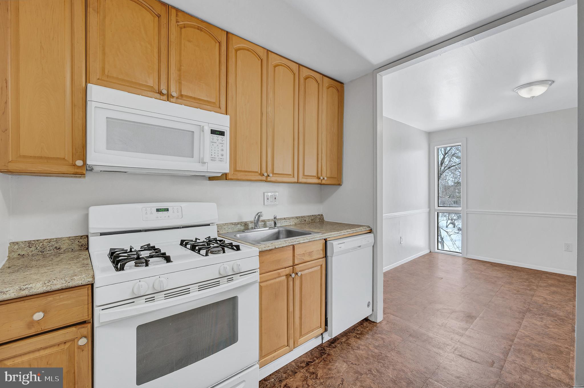 HOLLY HILL CONDOMINIUMS - Residential